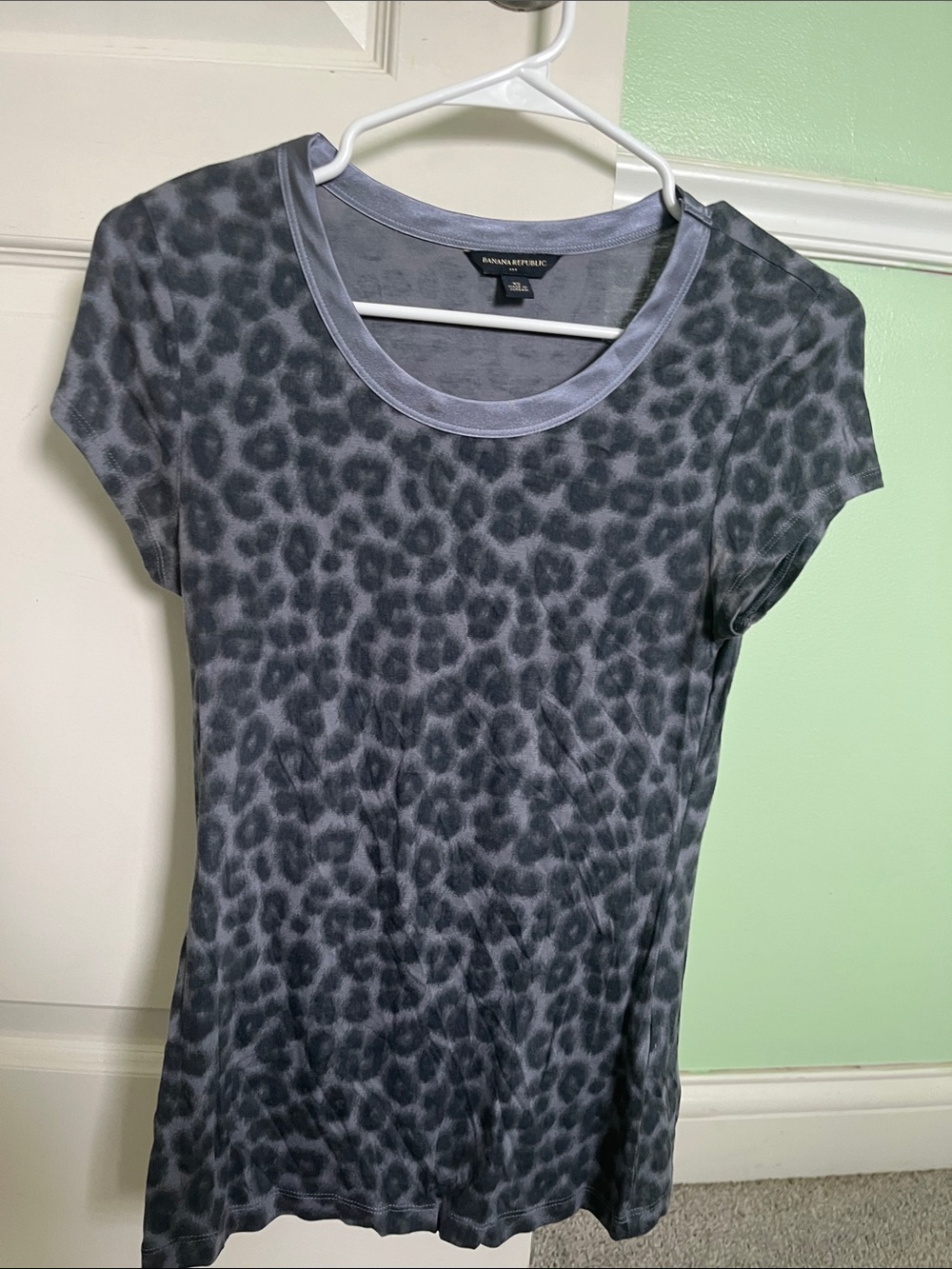 Banana Republic Charcoal Leopard-Print Short Sleeve Tee